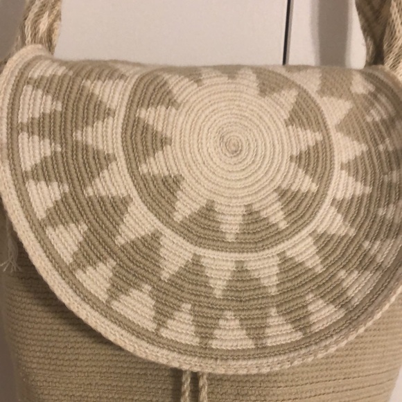 NWOT Authentic Wayuu Indians Ethnic crochet mochila bag - Picture 3 of 10